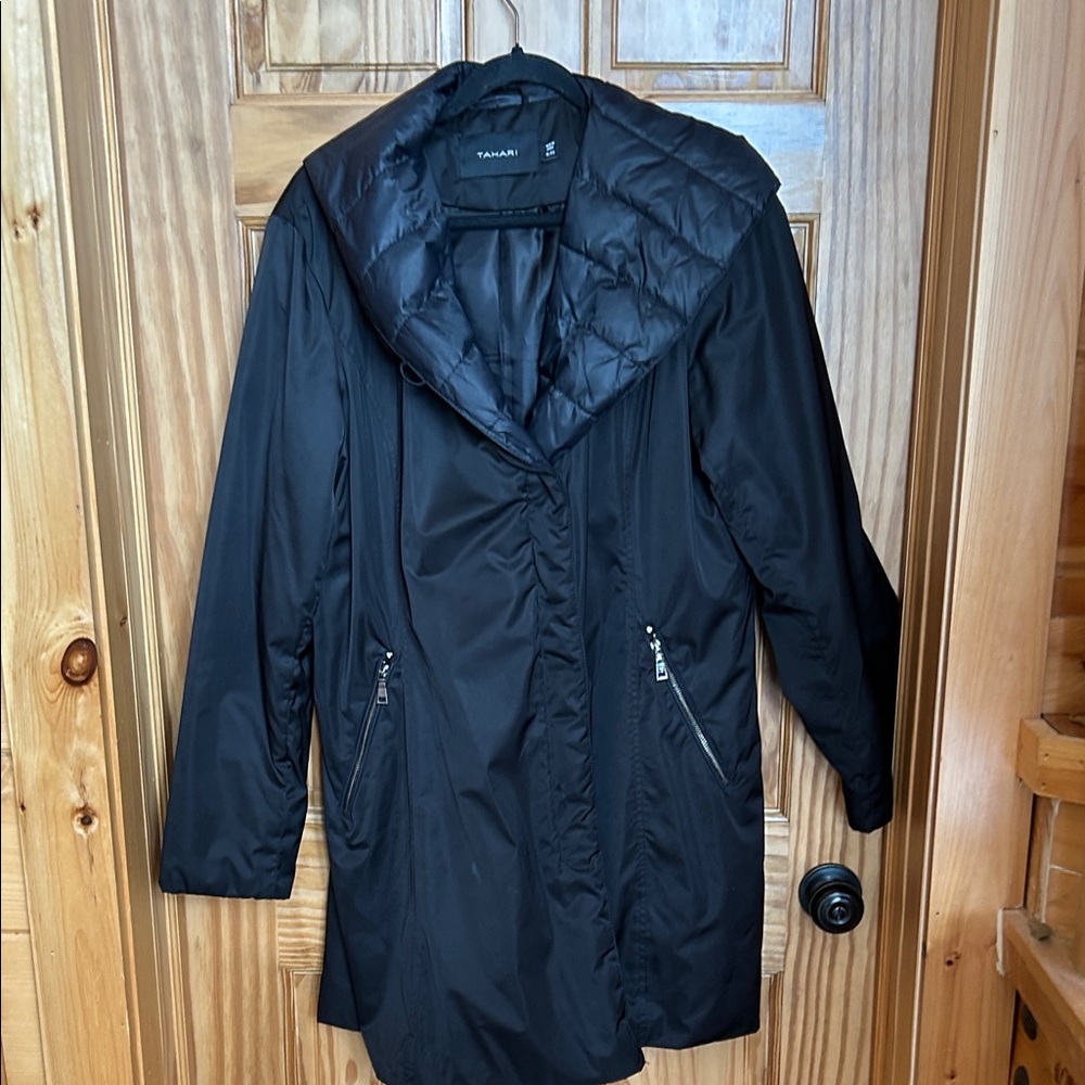 Tahari Women's Black Puffer Coat